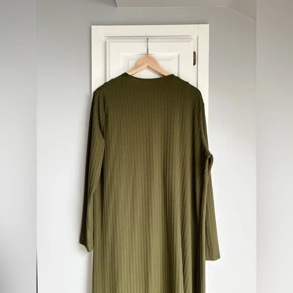 Womens Three-Piece Ribbed Lounge Set - Picture 8 of 16